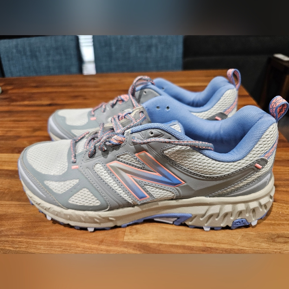 New balance womens size 11 shoes